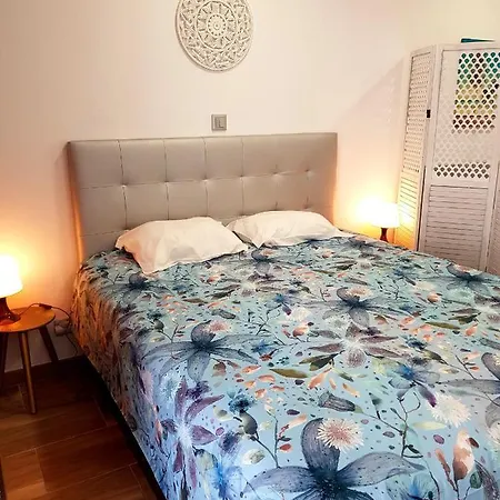 Sea, & Sun Flat * 阿尔布费拉